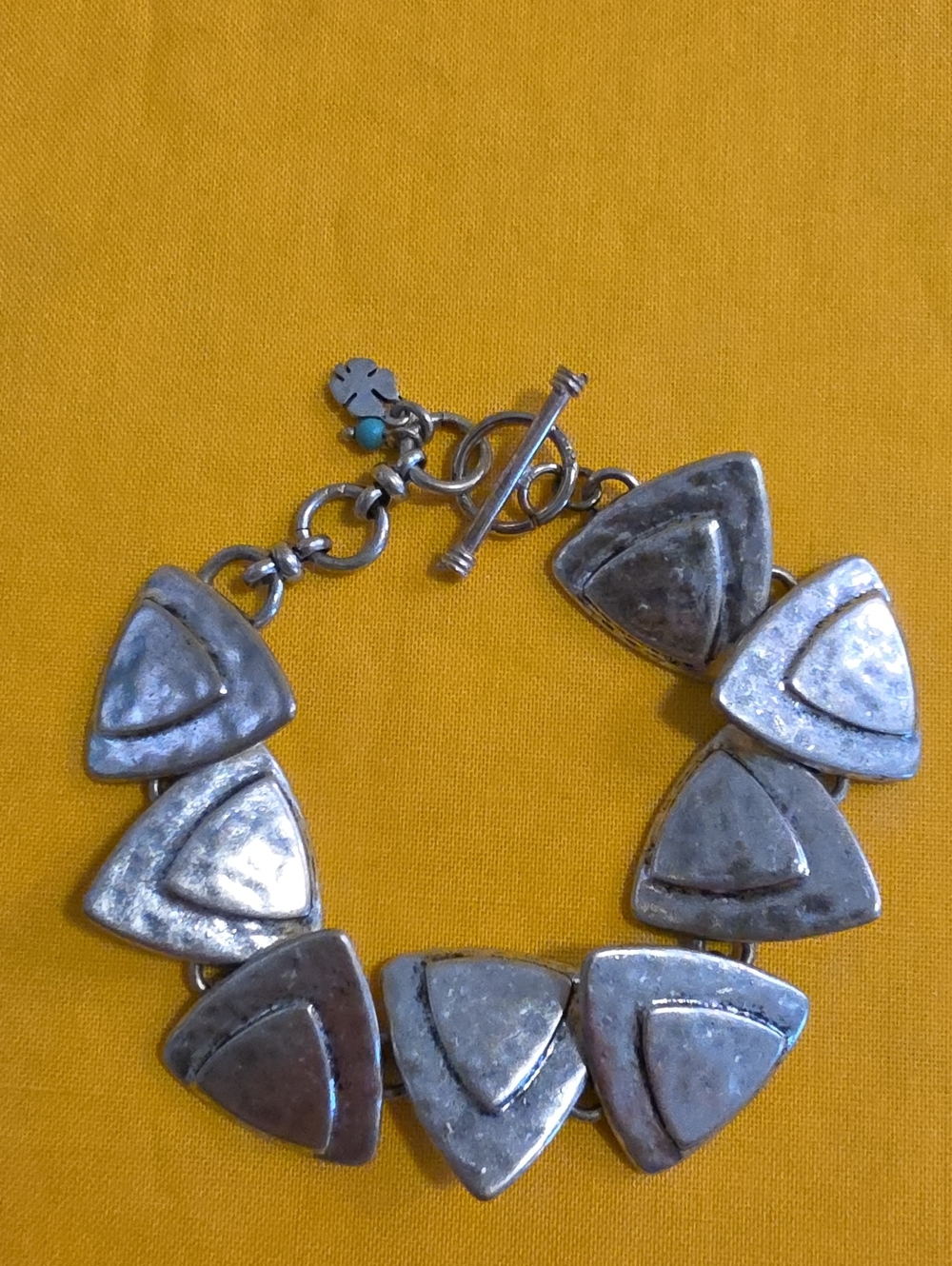Lucky Brand Hammered Silver Arrowhead Link Toggle Bracelet with Turquoise Accent